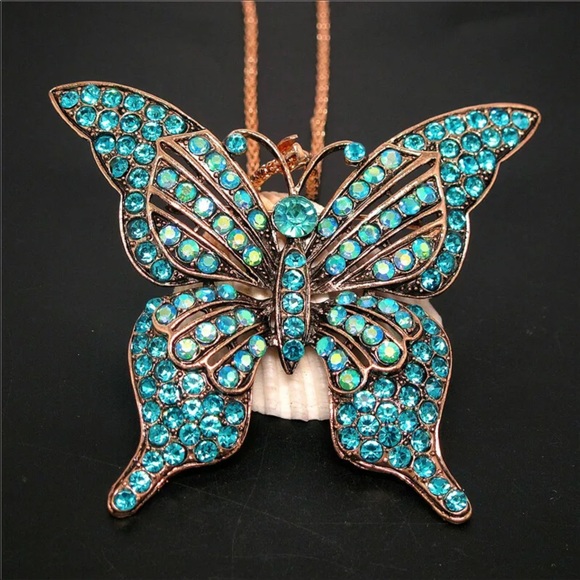 New Betsey Johnson Butterfly Statement Necklace - Picture 4 of 10